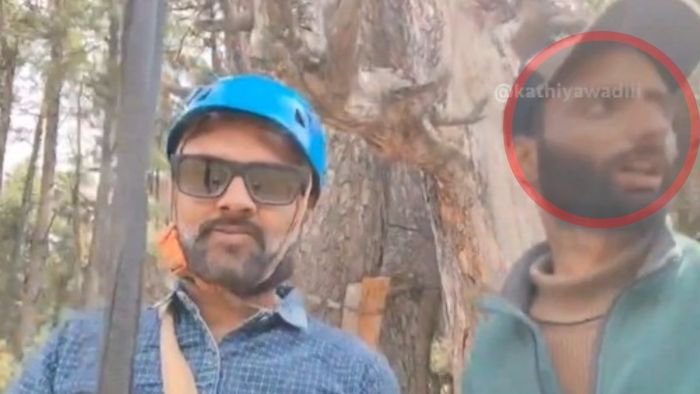 'আল্লা হু আকবর' বলা জিপলাইন অপারেটর