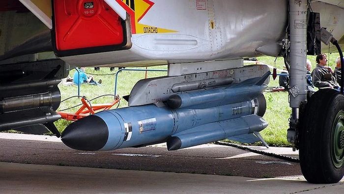 পাকিস্তান যত শক্তিশালী রাডার লাগাক, ভারতেই এই দুই মিসাইলের সামনে নস্যি, জানুন