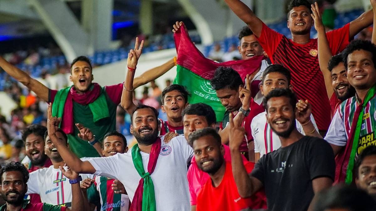 ইস্টবেঙ্গল নয়, মোহনবাগানে সই করছেন নেইমারের বিরুদ্ধে খেলা রবসন? ইস্টবেঙ্গল নয়, মোহনবাগানে সই করছেন নেইমারের বিরুদ্ধে খেলা রবসন?