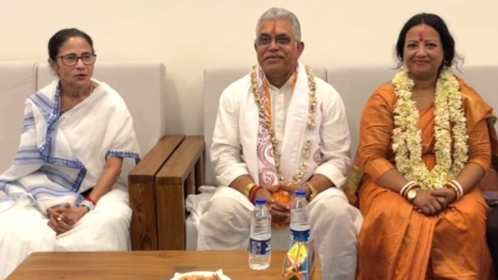 দিঘায় সস্ত্রীক দিলীপ ঘোষ, মুখ্যমন্ত্রীর সঙ্গে সাক্ষাৎ।-ফাইল ছবি