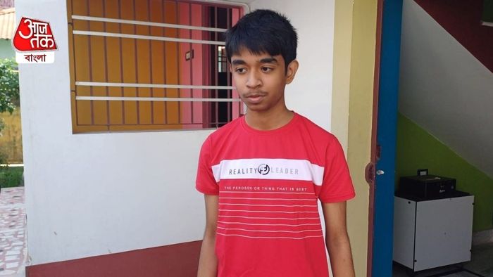 মাধ্যমিকে প্রথম অদৃত।