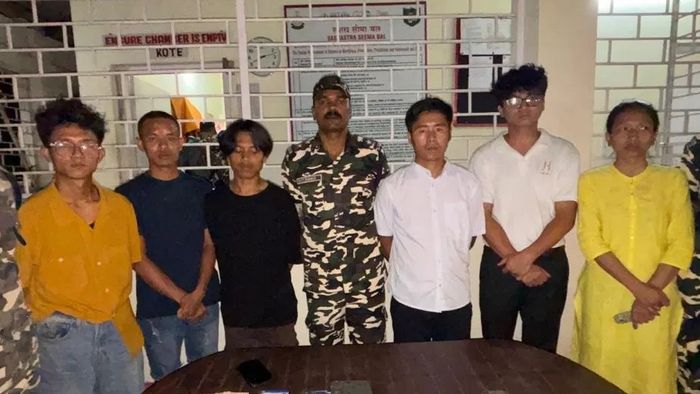 ভুয়ো পরিচয়ে ভারত ঢুকে নেপালে পালানোর চেষ্টা, গ্রেফতার ৬ মায়ানমার নাগরিক