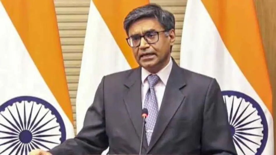 অপারেশন সিঁদুরের তথ্য আগেই দেওয়া হয়েছিল পাকিস্তানকে? সত্যিটা জানালেন বিদেশ সচিব অপারেশন সিঁদুরের তথ্য আগেই দেওয়া হয়েছিল পাকিস্তানকে? সত্যিটা জানালেন বিদেশ সচিব