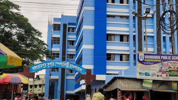 'অক্সিজেন নেই' মাস্ক পরানো হল! গঙ্গারামপুর হাসপাতালে রোগীর মৃত্যুর অভিযোগ