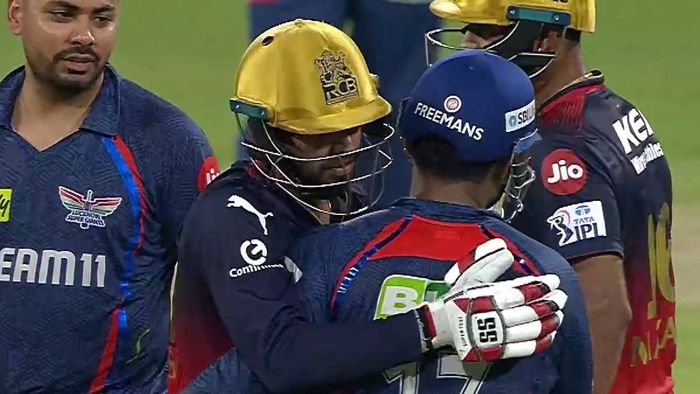 জিতেশ শর্মা জড়িয়ে ধরলেন পন্তকে