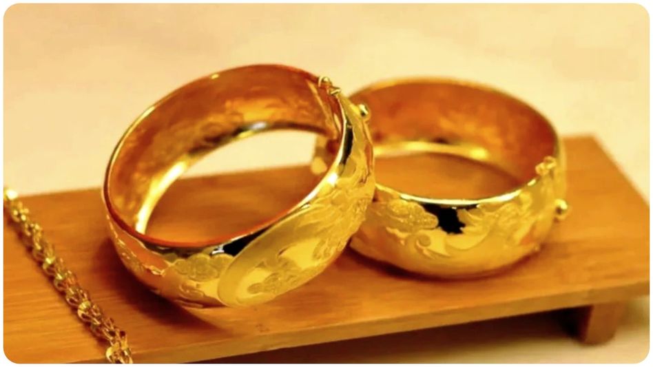 জামাইষষ্ঠীর আগে সোনার দাম পড়ল, কলকাতায় আজ কত রেট? জানুন জামাইষষ্ঠীর আগে সোনার দাম পড়ল, কলকাতায় আজ কত রেট? জানুন