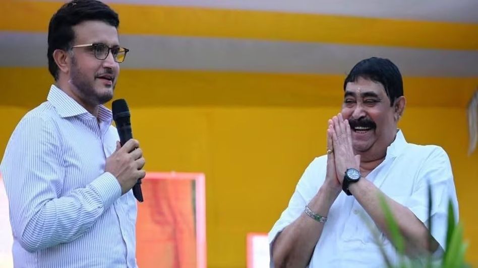 'কারও সঙ্গে মঞ্চ ভাগ করলে ক্ষতি কোথায়'? অনুব্রতর সঙ্গে ছবি ভাইরাল নিয়ে মুখ খুললেন সৌরভ 'কারও সঙ্গে মঞ্চ ভাগ করলে ক্ষতি কোথায়'? অনুব্রতর সঙ্গে ছবি ভাইরাল নিয়ে মুখ খুললেন সৌরভ