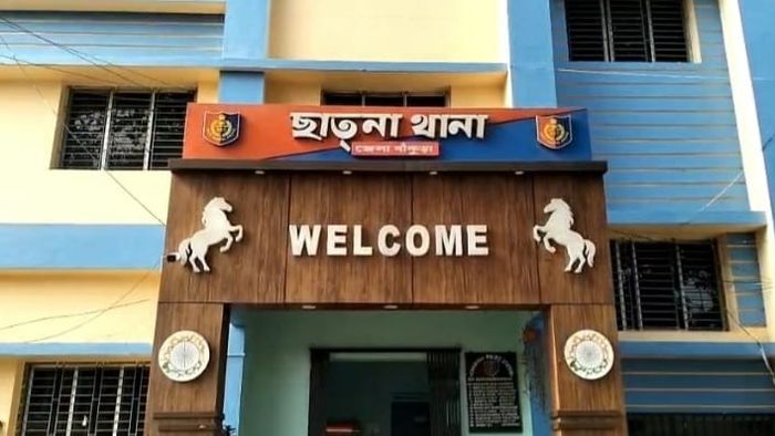 ৭ বছরের কিশোরীর সঙ্গে দুষ্কর্মের অভিযোগ, বাঁকুড়ায় গ্রেফতার দর্জি