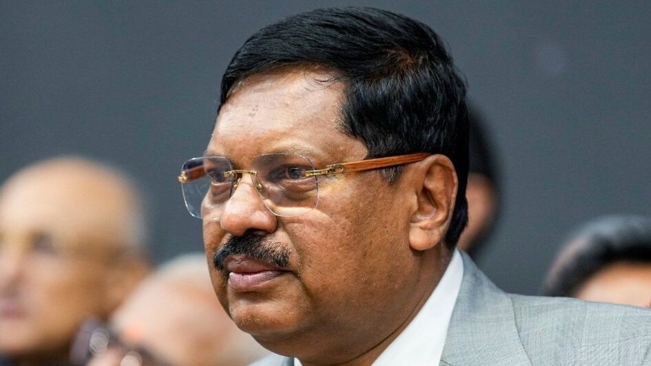 অবসরের পর বিচারপতিদের রাজনীতিতে যোগদান মানুষের মনে সন্দেহ তৈরি করে : CJI    অবসরের পর বিচারপতিদের রাজনীতিতে যোগদান মানুষের মনে সন্দেহ তৈরি করে : CJI