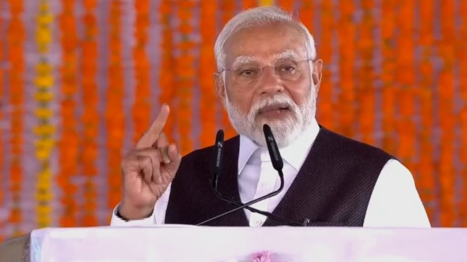 দাঙ্গা লাগাতেই পহেলগাঁও হামলা, কাশ্মীরে দাঁড়িয়ে বললেন PM Modi দাঙ্গা লাগাতেই পহেলগাঁও হামলা, কাশ্মীরে দাঁড়িয়ে বললেন PM Modi
