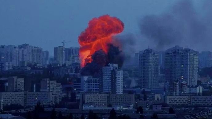 ইউক্রেনে হামলা রাশিয়ার