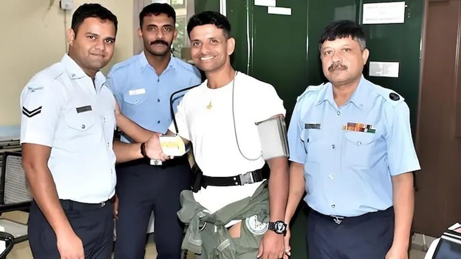 সেদিন দিদির বিয়ে, হঠাত্ উধাও শুভাংশু, জানা গেল NDA ক্র্যাক করে ফেলেছেন সেদিন দিদির বিয়ে, হঠাত্ উধাও শুভাংশু, জানা গেল NDA ক্র্যাক করে ফেলেছেন