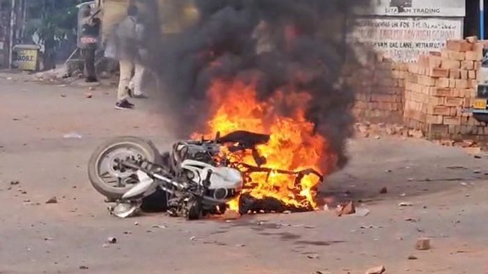 মহেশতলায় উত্তেজনা।