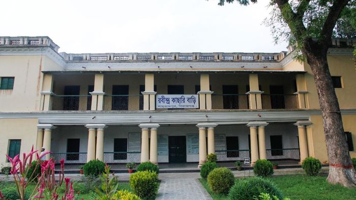 বাংলাদেশে রবীন্দ্রনাথ ঠাকুরের পৈতৃক বাসভবনে ভাঙচুরের ঘটনায় ধৃত ৫