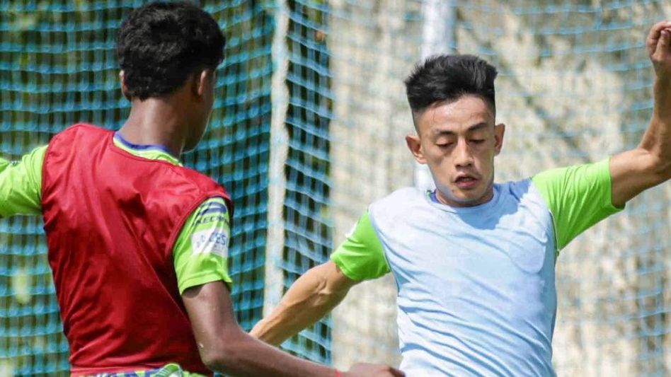 শুধু ট্রফি জেতা নয়, কলকাতা লিগে নতুন লক্ষ্য নিয়ে নামছে মোহনবাগান শুধু ট্রফি জেতা নয়, কলকাতা লিগে নতুন লক্ষ্য নিয়ে নামছে মোহনবাগান