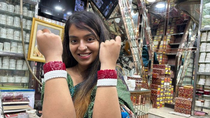 মধুবনী গোস্বামী (ছবি:ফেসবুক)