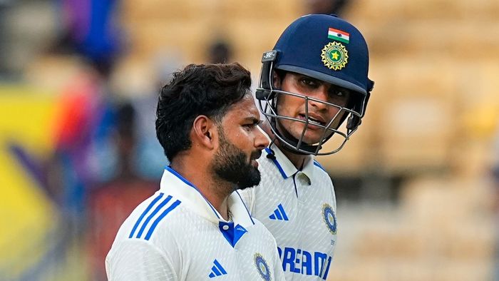 ঋষভ পন্থ, শুভমান গিল