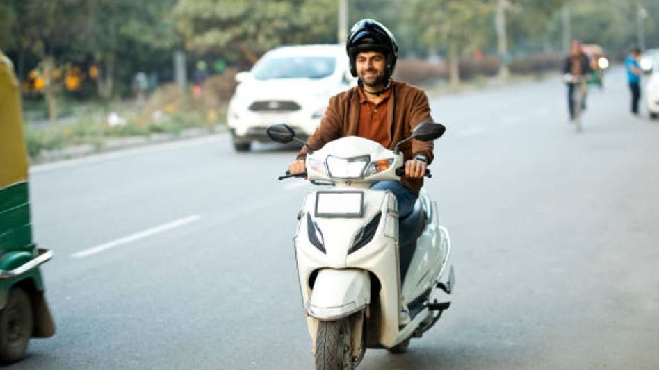 সব নতুন বাইক-স্কুটারের জন্য বাধ্যতামূলক ABS ও জোড়া হেলমেট, কবে থেকে? সব নতুন বাইক-স্কুটারের জন্য বাধ্যতামূলক ABS ও জোড়া হেলমেট, কবে থেকে?