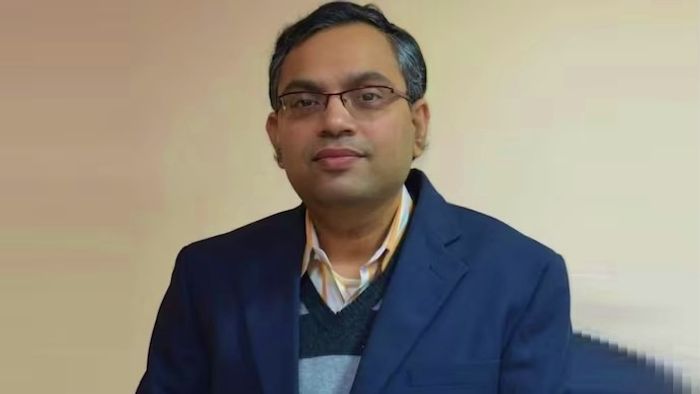 অধ্যাপক সুমন চক্রবর্তী