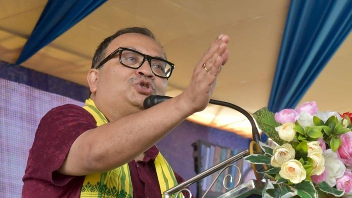 'মেরে পিঠের চামড়া গুটিয়ে...', কসবার ঘটনায় গর্জেও বিরোধীদের হুঁশিয়ারি কুণালের