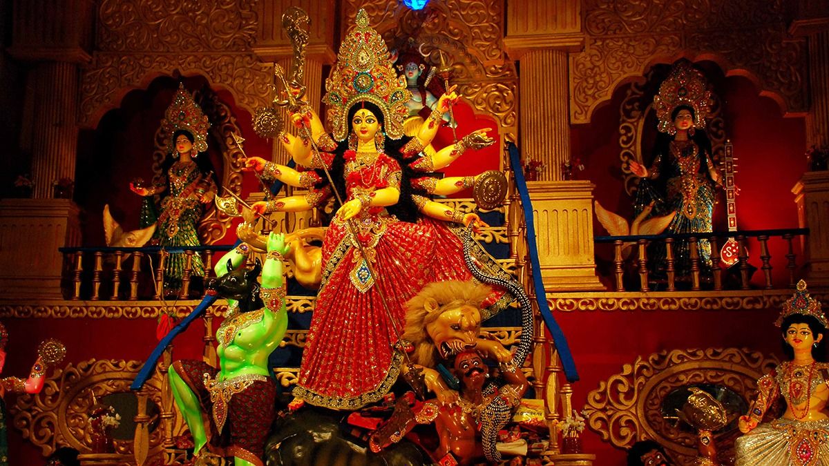 দুর্গাপুজোয় এবারও চমক শ্রীভূমির, সুজিত বসুর ক্লাবের থিম কী?