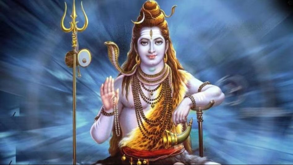 শিবের মাথায় জল ঢালতে চান? শ্রাবণে ঘুরে আসুন এই ৩ শহরে শিবের মাথায় জল ঢালতে চান? শ্রাবণে ঘুরে আসুন এই ৩ শহরে