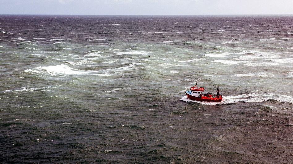 মহারাষ্ট্র উপকূলে রহস্যময় পাক জলযান, বড়সড় কিছুর ছক চলছে? সতর্কতা জারি মহারাষ্ট্র উপকূলে রহস্যময় পাক জলযান, বড়সড় কিছুর ছক চলছে? সতর্কতা জারি