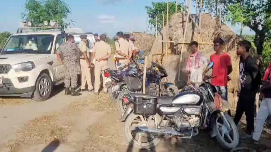 ৫ জনকে জ্যান্ত জ্বালিয়ে দিল গ্রামবাসীরা, বিহারের পূর্ণিয়ায় নারকীয় ঘটনা ৫ জনকে জ্যান্ত জ্বালিয়ে দিল গ্রামবাসীরা, বিহারের পূর্ণিয়ায় নারকীয় ঘটনা