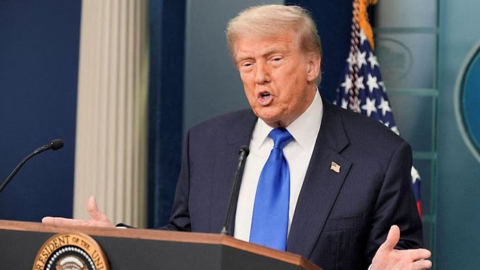 ডোনাল্ড ট্রাম্প