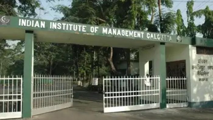 ফের কলকাতার এক শিক্ষা প্রতিষ্ঠানে যৌন নিগ্রহের অভিযোগ