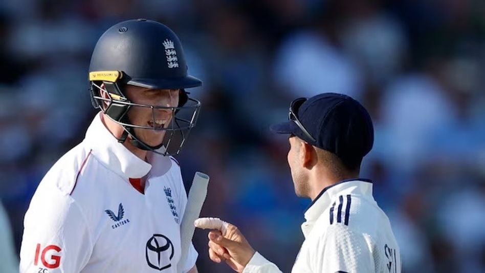 লর্ডসের বিকেলে চূড়ান্ত নাটক! ইংরেজদের পাল্টা গিলের, গাভাস্কার বললেন... লর্ডসের বিকেলে চূড়ান্ত নাটক! ইংরেজদের পাল্টা গিলের, গাভাস্কার বললেন...