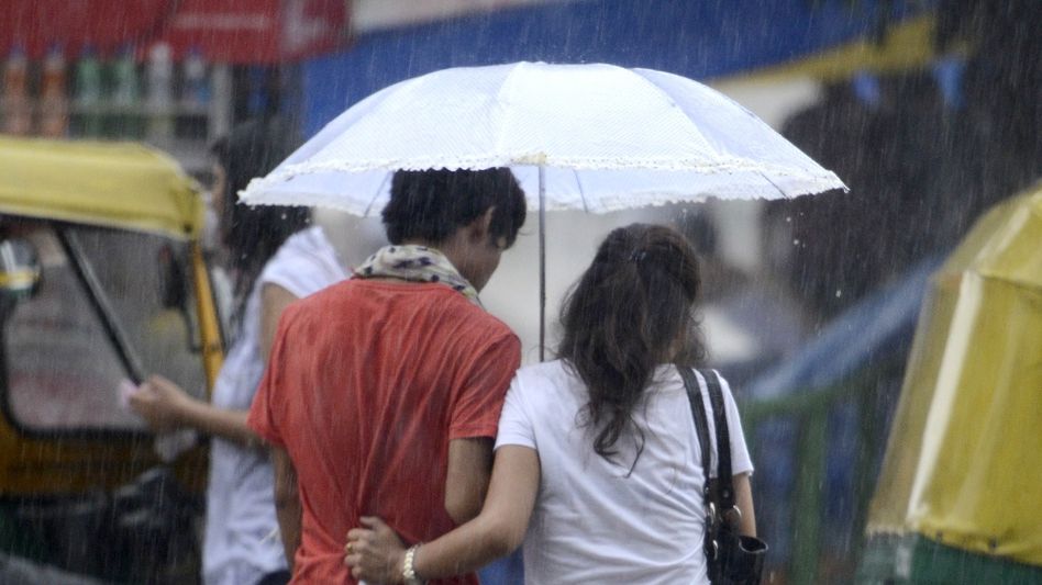 আপাতত টানা বৃষ্টির সম্ভাবনা কি আছে দক্ষিণবঙ্গে? উত্তরবঙ্গে অতিভারী বৃষ্টির পূর্বাভাস আপাতত টানা বৃষ্টির সম্ভাবনা কি আছে দক্ষিণবঙ্গে? উত্তরবঙ্গে অতিভারী বৃষ্টির পূর্বাভাস