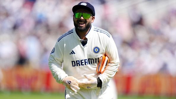 এই ফ্রেমে ভারতের ঋষভ পন্ত