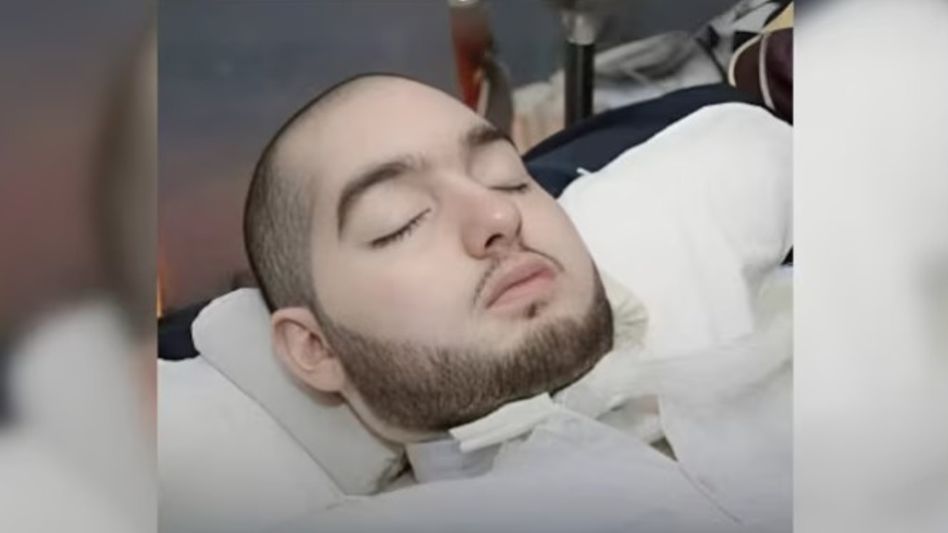 মারা গেলেন 'ঘুমন্ত যুবরাজ' আল ওয়ালিদ বিন খালেদ, কোমায় ছিলেন ২০ বছর মারা গেলেন 'ঘুমন্ত যুবরাজ' আল ওয়ালিদ বিন খালেদ, কোমায় ছিলেন ২০ বছর