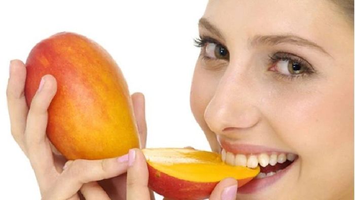 আম খাওয়ার নিয়ম।-ফাইল ছবি