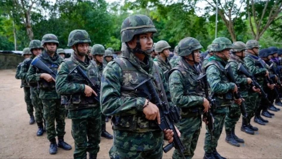 কম্বোডিয়া ও থাইল্যান্ডের মধ্যে সংঘর্ষ।