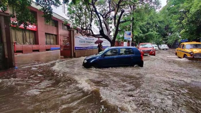 জলমগ্ন কলকাতা