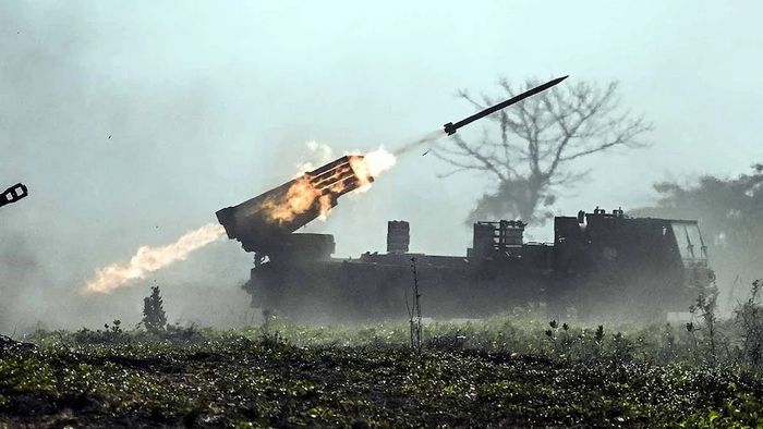 ২০সেকেন্ডে ৪০টি রকেট..., যে 'ভ্যাম্পায়ার' দিয়ে থাইল্যান্ডে হামলা চালাল কম্বোডিয়া