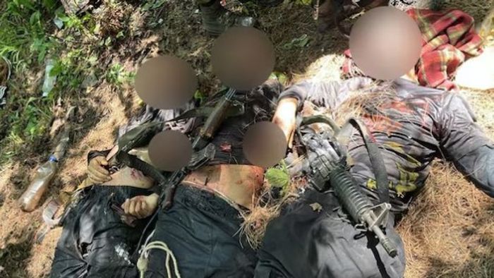 কাশ্মীরে নিহত ৩ জঙ্গি