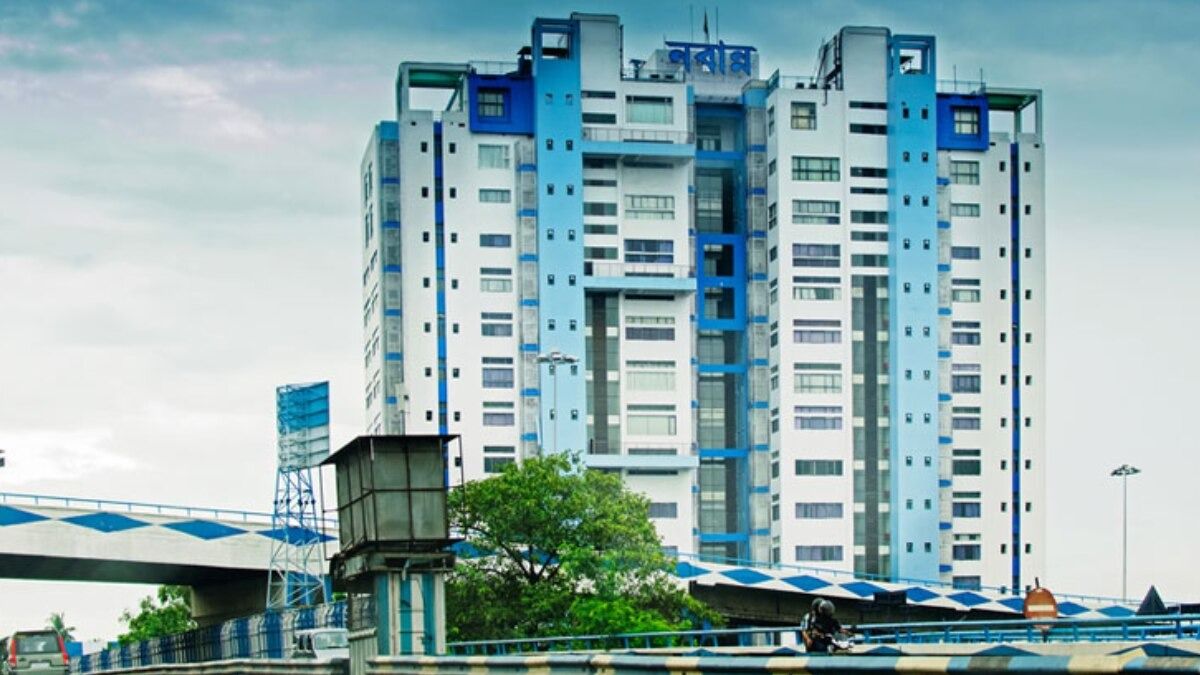 ১ জুলাই সরকারি অফিসে হাফ ডে, কী কারণে ছুটি দিল নবান্ন?