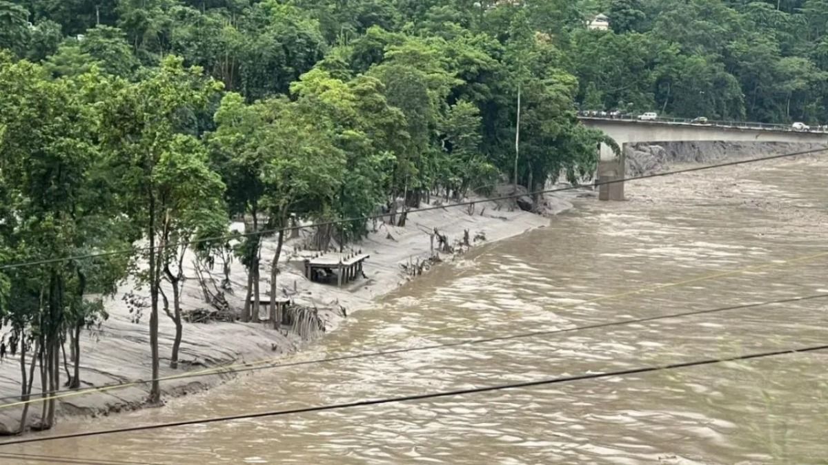 অতি ভারী বৃষ্টির পূর্বাভাস, ফুঁসছে তিস্তাও, উত্তরবঙ্গে নজর রাখার নির্দেশ প্রশাসনকে