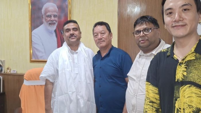 বিমল গুরুঙের সঙ্গে সাক্ষাৎ শুভেন্দুর।