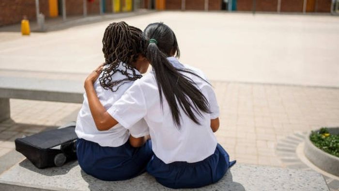 শীতলকুচিতে দুই ছাত্রীকে সাইকেলের চেন দিয়ে মেরে পালাল এক দুষ্কৃতী। প্রতীকী ছবি