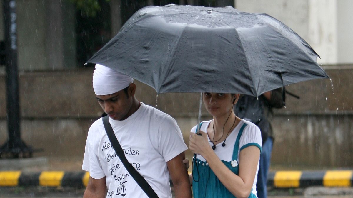 নিম্নচাপ না থাকলেও রয়েছে ঘূর্ণাবর্ত, কতদিন চলবে দুর্যোগ?
