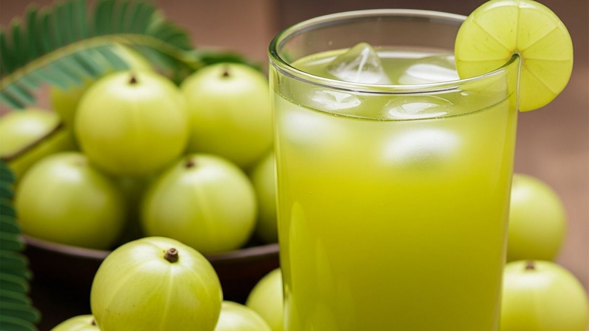 ত্বকের জন্য সেরা আমলকী, রোজ খেলে আর কী কী গুণ? 