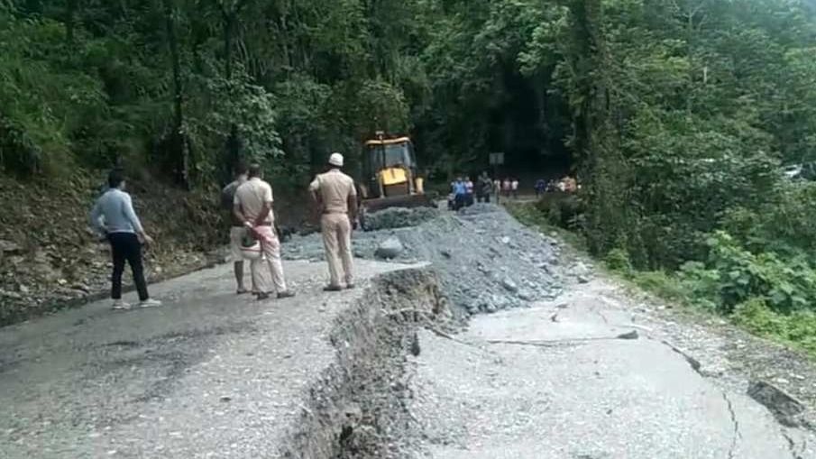 ৪ দিন পর খুলল শিলিগুড়ি-সিকিমগামী জাতীয় সড়ক, তবে শর্ত রয়েছে