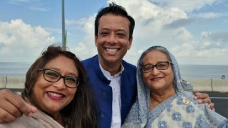 তিনটি মামলায় হাসিনা ছাড়াও তাঁর ছেলে সজীব ওয়াজেদ জয় ও মেয়ে সায়মা ওয়াজেদ পুতুলের বিরুদ্ধেও সাক্ষ্য গ্রহণ শুরু হয়েছে