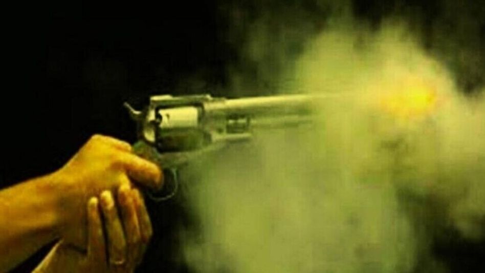একেবারে মাথায় পরপর গুলি, বাঁকুড়ায় TMC নেতা খুন, গোষ্ঠীদ্বন্দ্ব? একেবারে মাথায় পরপর গুলি, বাঁকুড়ায় TMC নেতা খুন, গোষ্ঠীদ্বন্দ্ব?