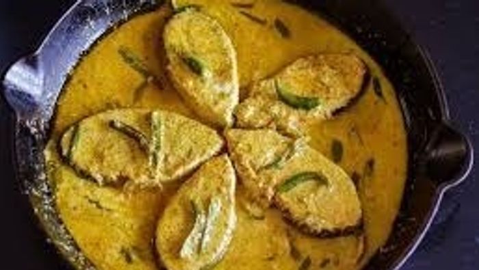 স্বাদ বদলে বানিয়ে নিন গন্ধরাজ ইলিশ, ছুটির দিনের সেরা রেসিপি