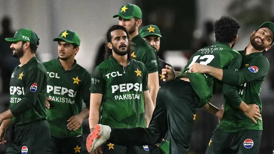 বাবর ও রিজওয়ানকে ছেঁটে ফেলল, এশিয়া কাপে নতুন অধিনায়ক পাকিস্তানের  বাবর ও রিজওয়ানকে ছেঁটে ফেলল, এশিয়া কাপে নতুন অধিনায়ক পাকিস্তানের